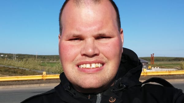 Frankie MacDonald Causes Bitcoin Price To Rise After Shouting "BITCOIN!"